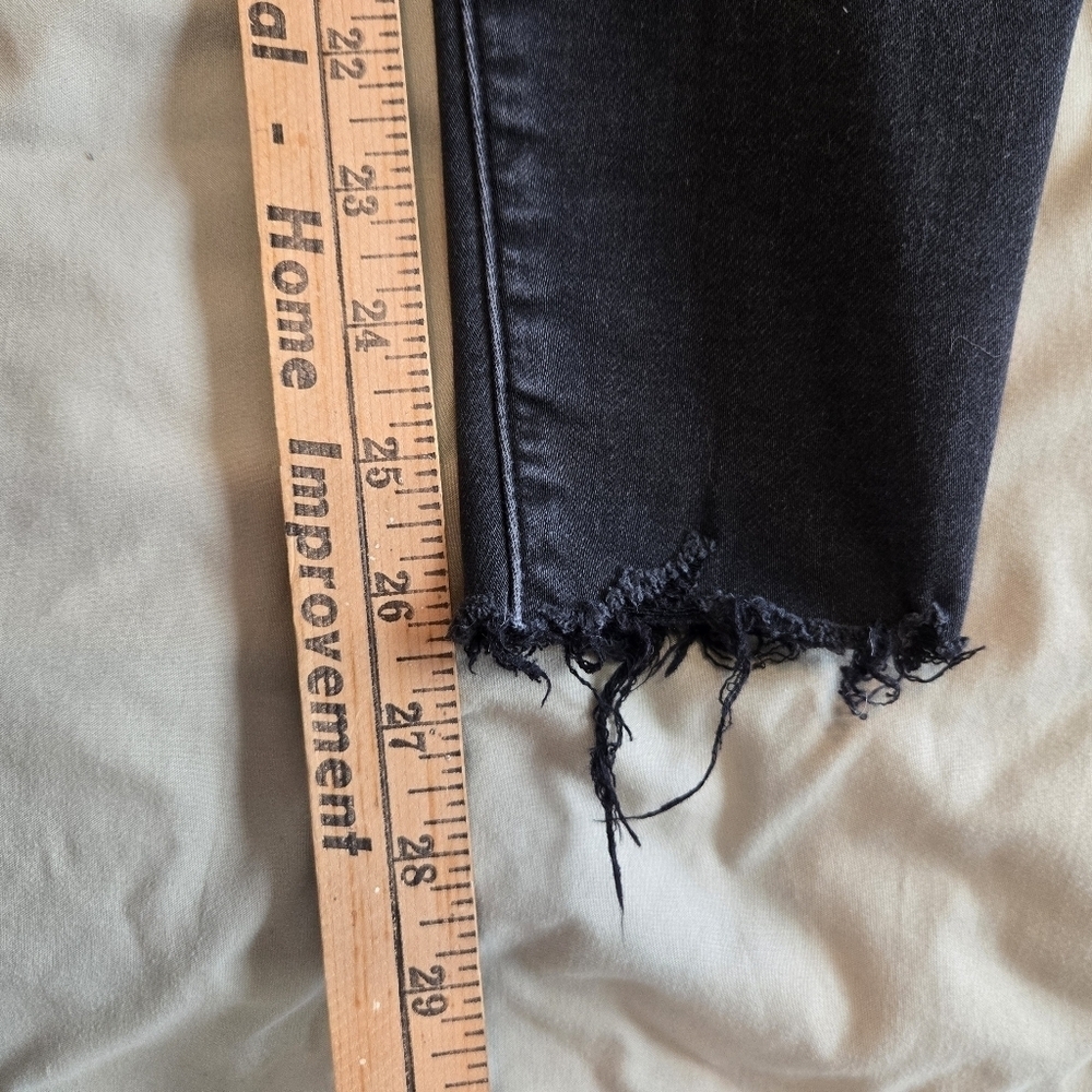 American Eagle Super High-Rise Heavily Distressed Black Skinny Jeans - Picture 7 of 7